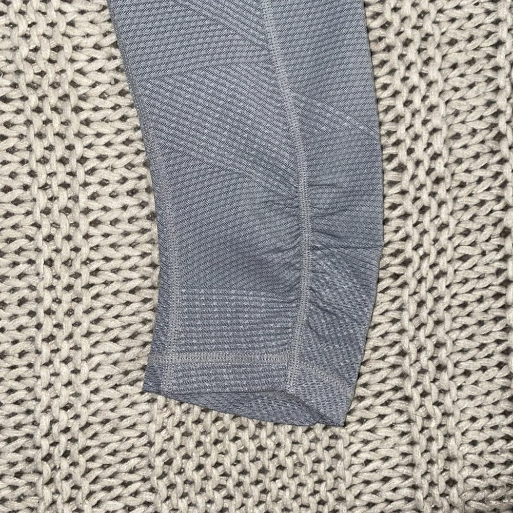 Prana NWOT Gray Ribbed‎ Pattern Leggings Capri Cropped XS Athletic